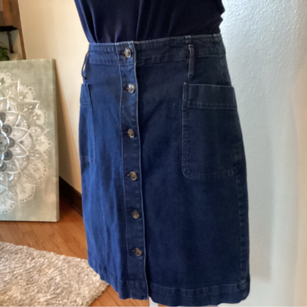 Ann Taylor Loft Dark Blue Denim Skirt with Belt Size 6 - Picture 6 of 9